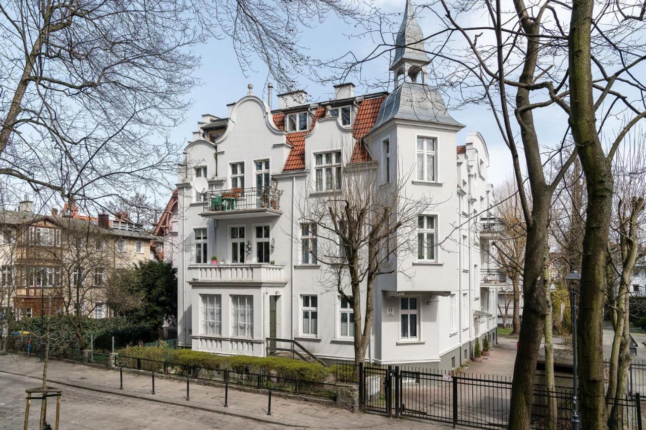Sanhaus Apartments - Garda - Apartament Z 2 Sypialniami I Parkingiem Sopot Eksteriør bilde